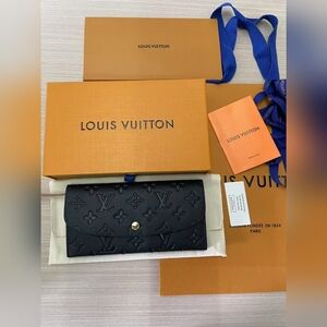 Louis Vuitton Emilie Wallet